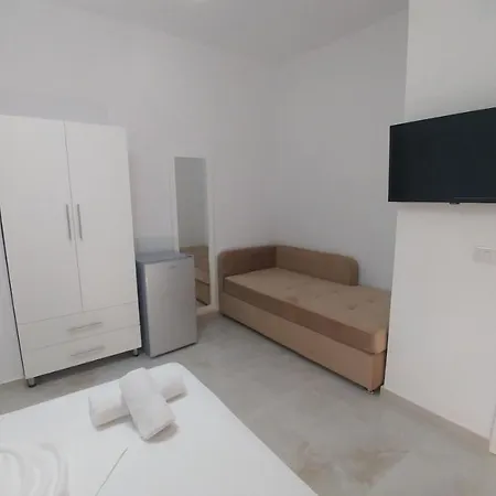 Zeka Hotel Ksamil