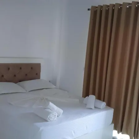 Ξενοδοχείο Zeka 3*