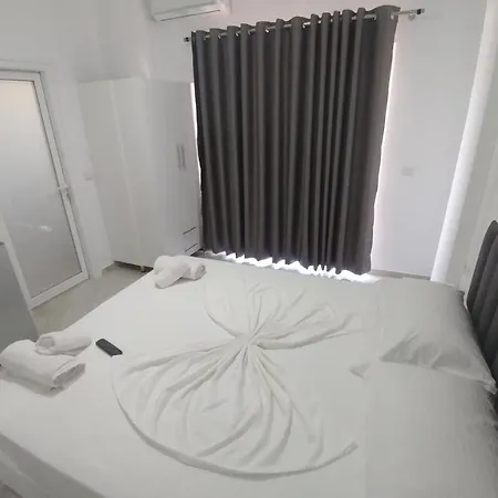 Zeka Hotel 3*