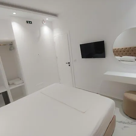 Hotel Zeka 3*
