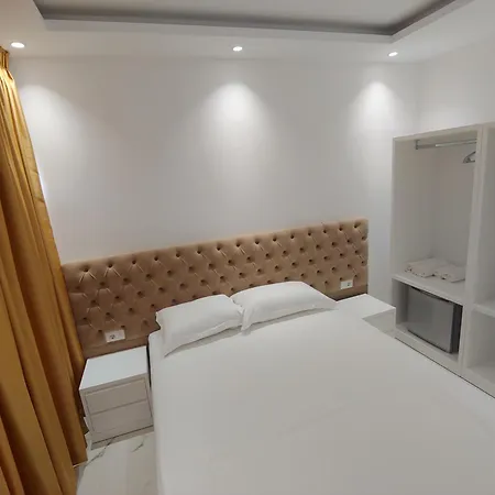 Hotel Zeka 3*