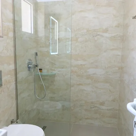 Zeka 3* كساميل