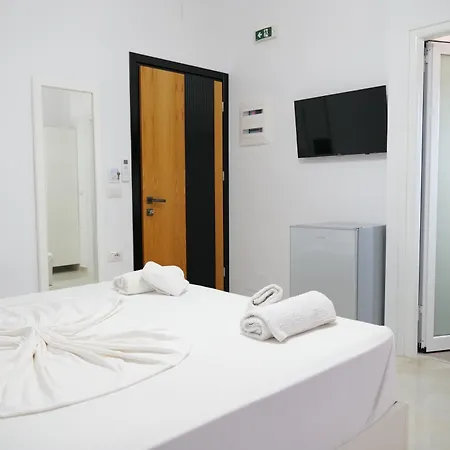 Ξενοδοχείο Zeka 3*