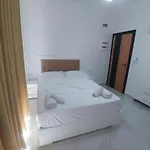 Zeka クサミル