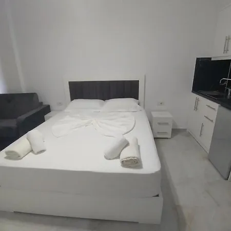 Hotel Zeka 3*
