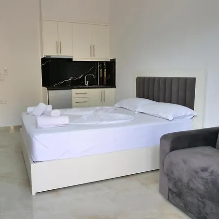 Zeka Hotel Ksamil