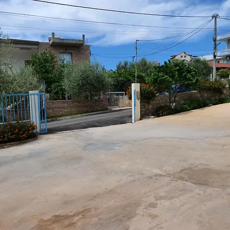 Zeka 3* Ksamil