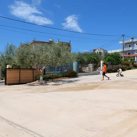 Zeka 3* Ksamil